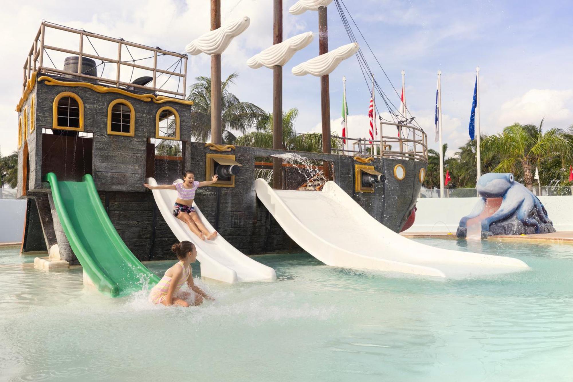 Seadust Cancun Family Resort Экстерьер фото